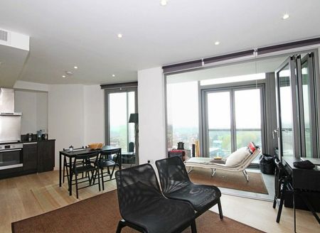 Ealing Road - Photo 2