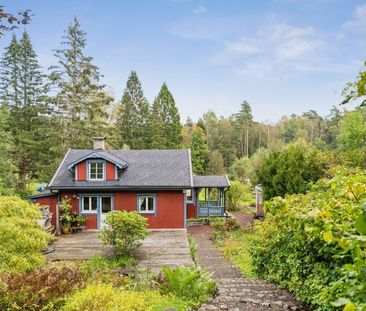 Mysig villa i vacker miljö i Gunnilse med stor tomt och två altaner! - Foto 5