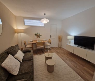 Location Appartement 4 pièces 63m² TOULON 83000 - Photo 1