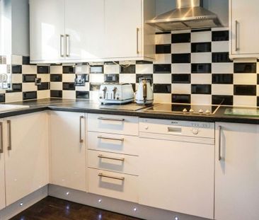 2 bedroom terraced house to rent - Photo 6