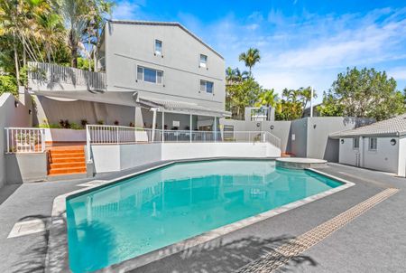 Elevated Living In The Coveted Cloudland Residences! - Photo 5