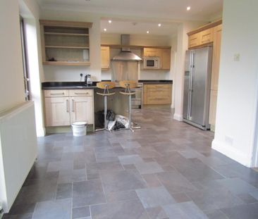 4 bedroom detached house to rent - Photo 6