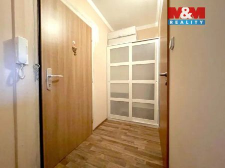 Pronájem bytu 1+1 v Teplicích, ul. Alejní - Фото 2