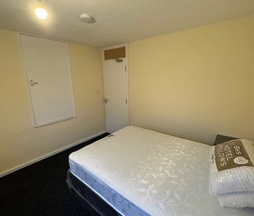 Room in a Shared House, Papyrus Way, B36 - Photo 5