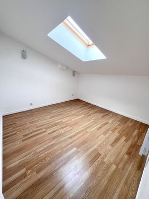 Appartement 3 pièces 40m2 MARSEILLE 3EME 690 euros - Photo 1