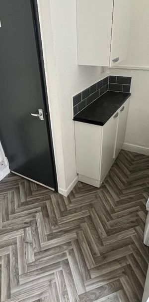 Claude Place, CARDIFF - Photo 1