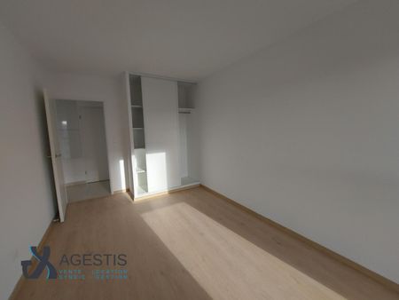 Location Appartement 3 pièces 61m² VILLENEUVE TOLOSANE 31270 - Photo 2
