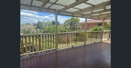 Beautiful Home with Valley Views - Photo 4