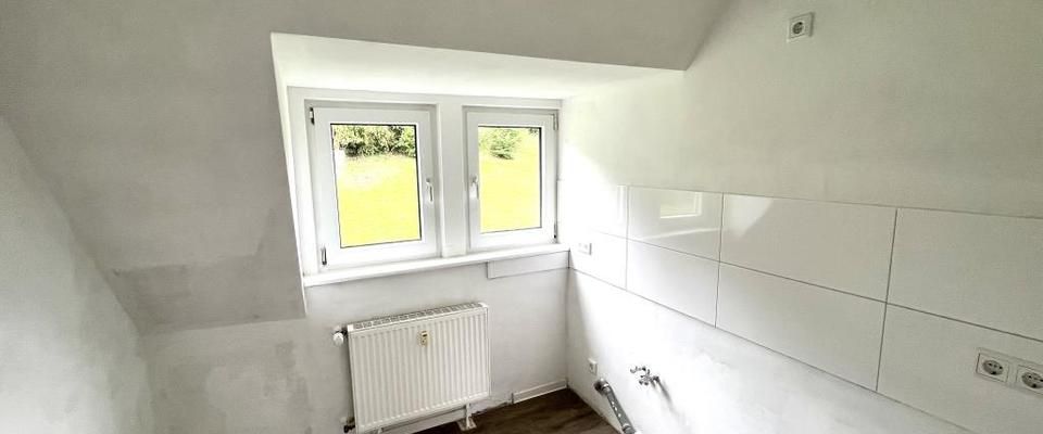 Charmante 2-Zimmer-Dachgeschosswohnung mit Wohlfühlatmosphäre!! - Photo 1