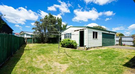 Fresh, Bright & Ready to Move In! - Photo 2