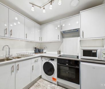 1 bedroom flat to rent - Photo 6