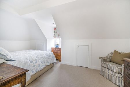 5 bedroom semi-detached house to rent - Photo 4