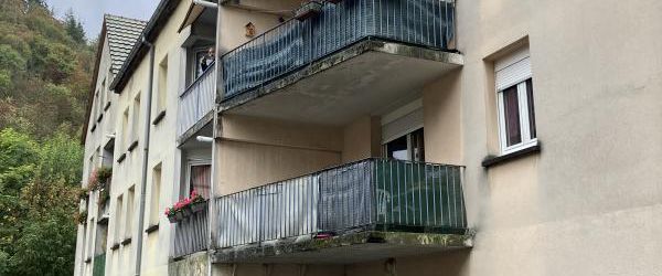 Loue T3 avec balcon à Thann - Photo 1