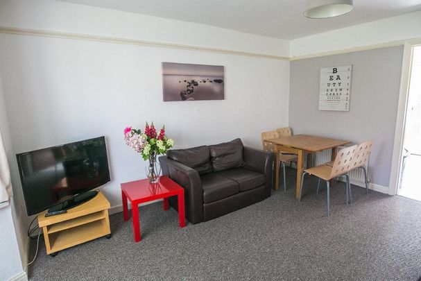 4 bedroom house to rent - Photo 1