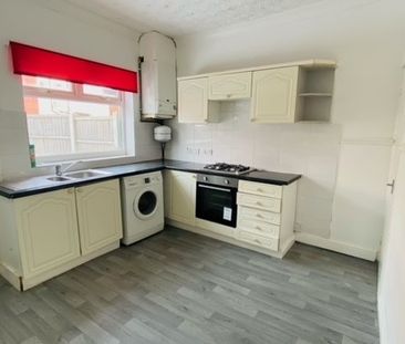 2 bedroom house to rent - Photo 1