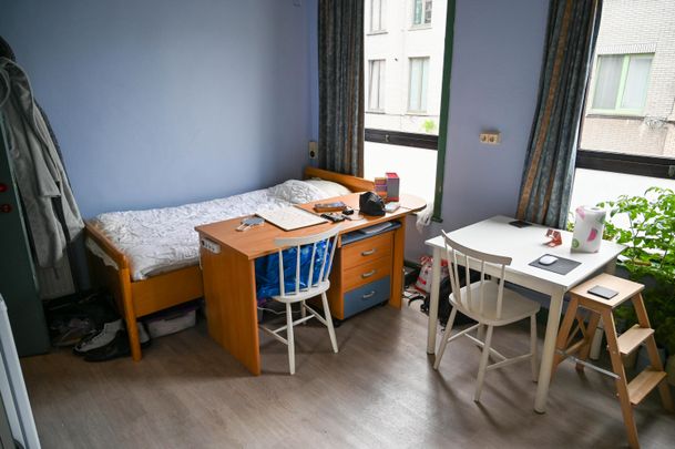 kamer 11 - met keukentje - Hector Van Wit­ten­berg­hes­traat 70 - Photo 1
