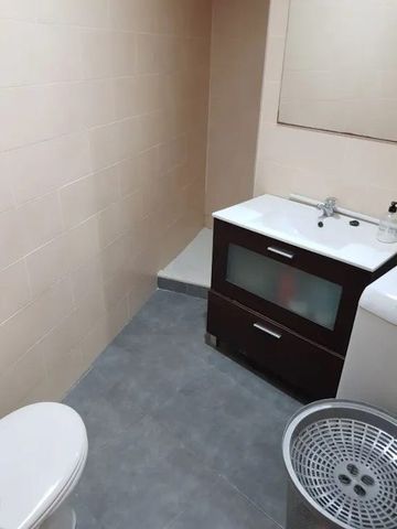 Carrer del Reverend Rafael Tramoyeres, Valencia, Valencian Community 46020 - Photo 5