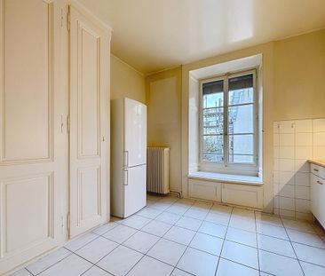 EAUX-VIVES - Sublime appartement de 8 pièces vue Jet-d'Eau - Photo 6