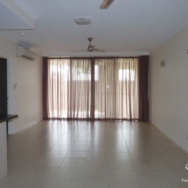 Three bedrooms, two bathrooms, ground floor apartment unit, West End, Townsville - Photo 1