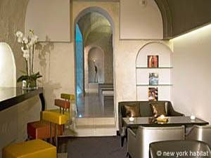 Logement à Paris, Location meublée - Photo 3