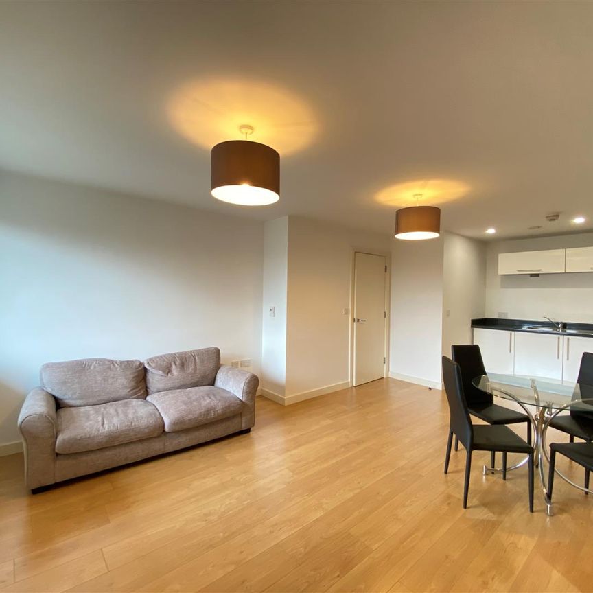 1 Bedroom Apartment To Rent - Photo 1