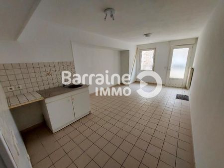 Location appartement à Cléder, 2 pièces 47.37m² - Photo 4