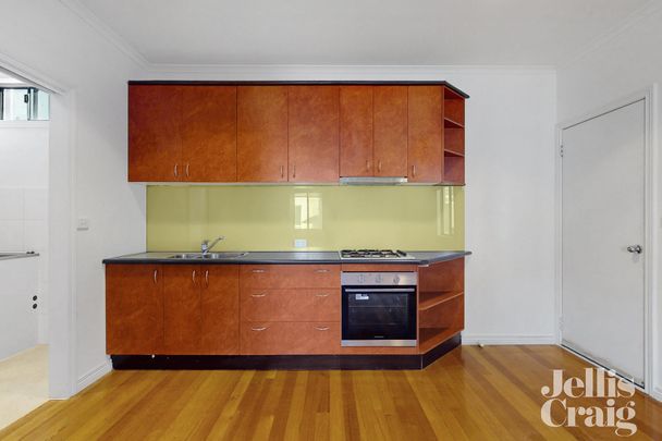 31 Wakefield Street, Kensington - Photo 1