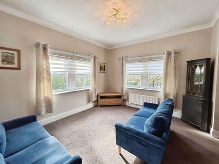 2 bedroom apartment to rent - Photo 2