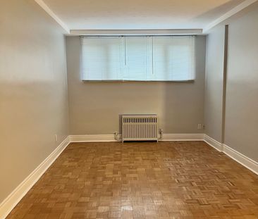 For Lease - 9A Winfield Avenue Unit# Lower level, Toronto, Ontario - Photo 3