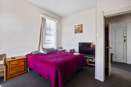 6 Furlong street (Upstairs), Hawera, South Taranaki, Taranaki 4610 - Photo 2