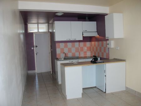 Location Appartement 1 pièce 21m² - Photo 2