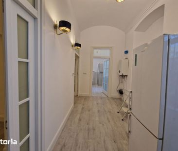 Apartament cu 3 camere de inchiriat in Piata Libertatii - Photo 3
