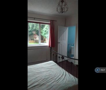 4 bedroom detached house to rent - Photo 5