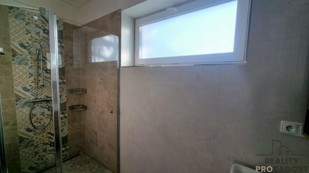 Pronájem rodinného domu 82 m² - Photo 2