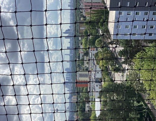 Aussicht auf die Frankfurer Skyline: günstige 1-Zimmer-Single-Wohnung - Photo 1