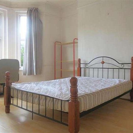 Bedroom Ground Floor Flat In Charminster, BH3 - Photo 1