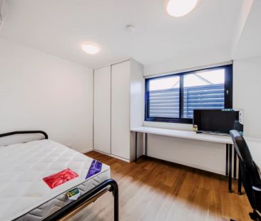 Standard Studio - Photo 1