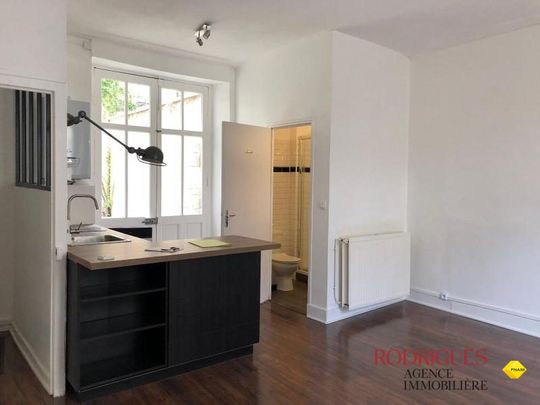 Location Appartement 1 pièce 26m² POITIERS 86000 - Photo 1