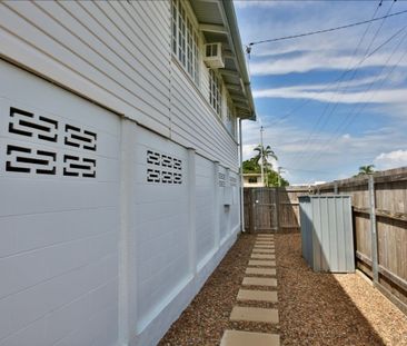 1 Alexandra Street, North Ward QLD 4810 - House For Rent | Domain - Photo 4