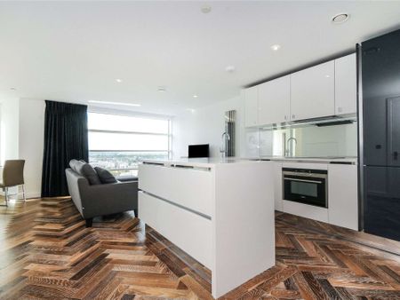 Savills are pleased to present an exceptional 1 bedroom apartment on the 18th floor of Eagle Point. - Photo 4