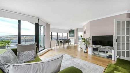 Burrells Wharf Square, London, E14 - Photo 4