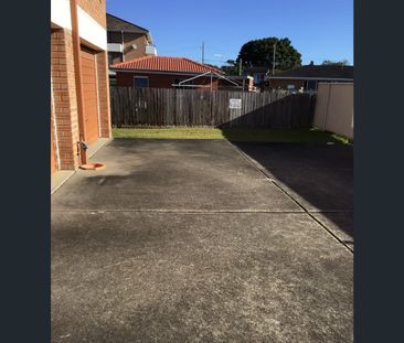 2/27 Point Rd, Tuncurry, NSW 2428 - Photo 1