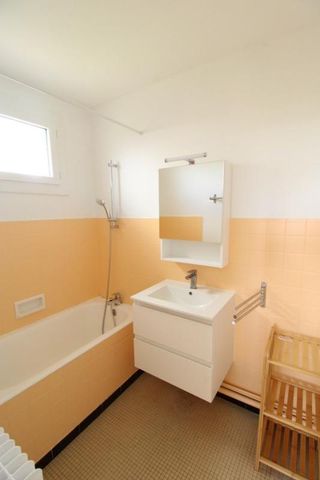Location Appartement 2 pièces 45m² NANTES 44300 - Photo 5