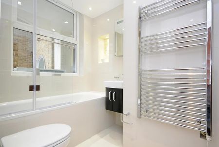 3 bedroom flat to rent - Photo 5