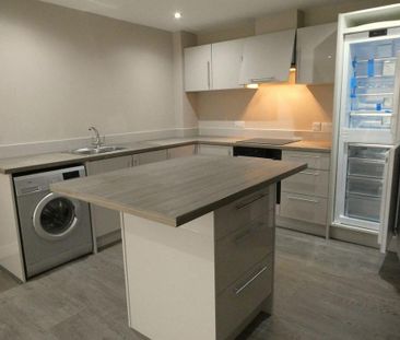 2 bedroom apartment to rent - Photo 6