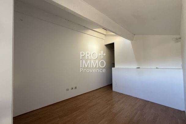 A LOUER, LAURIS (84360) Appartement de type 3 en duplex - Photo 1