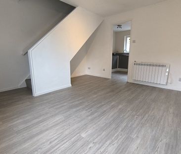Prospect Square - Photo 6