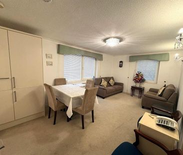 2 bedroom retirement property to rent - Photo 1