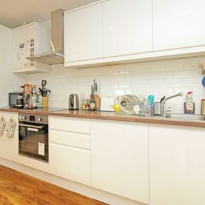 High Street, W3, London - Photo 3