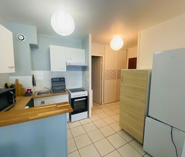 Location Appartement 2 pièces 37m² - Photo 3